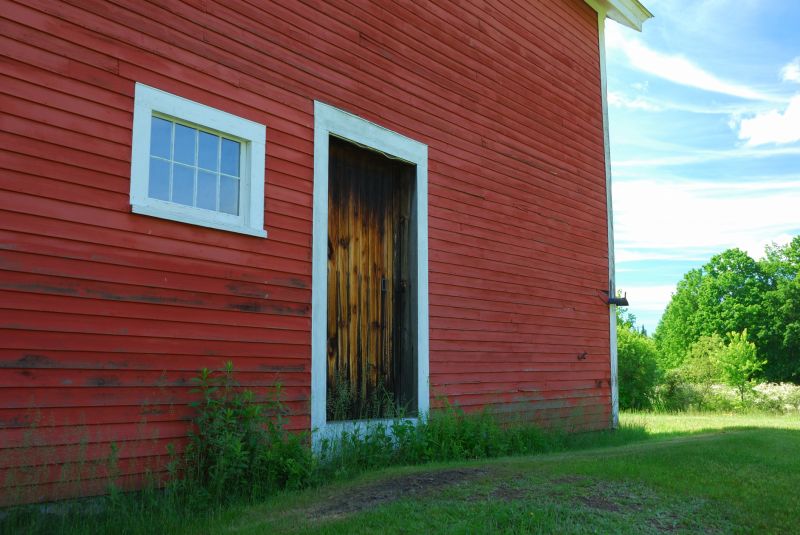 Wood Barn Siding Installation in Woodstock, VT